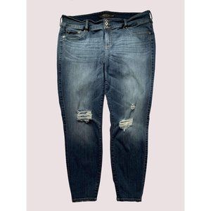 Torrid - Super Stretch Distressed Jeggings
